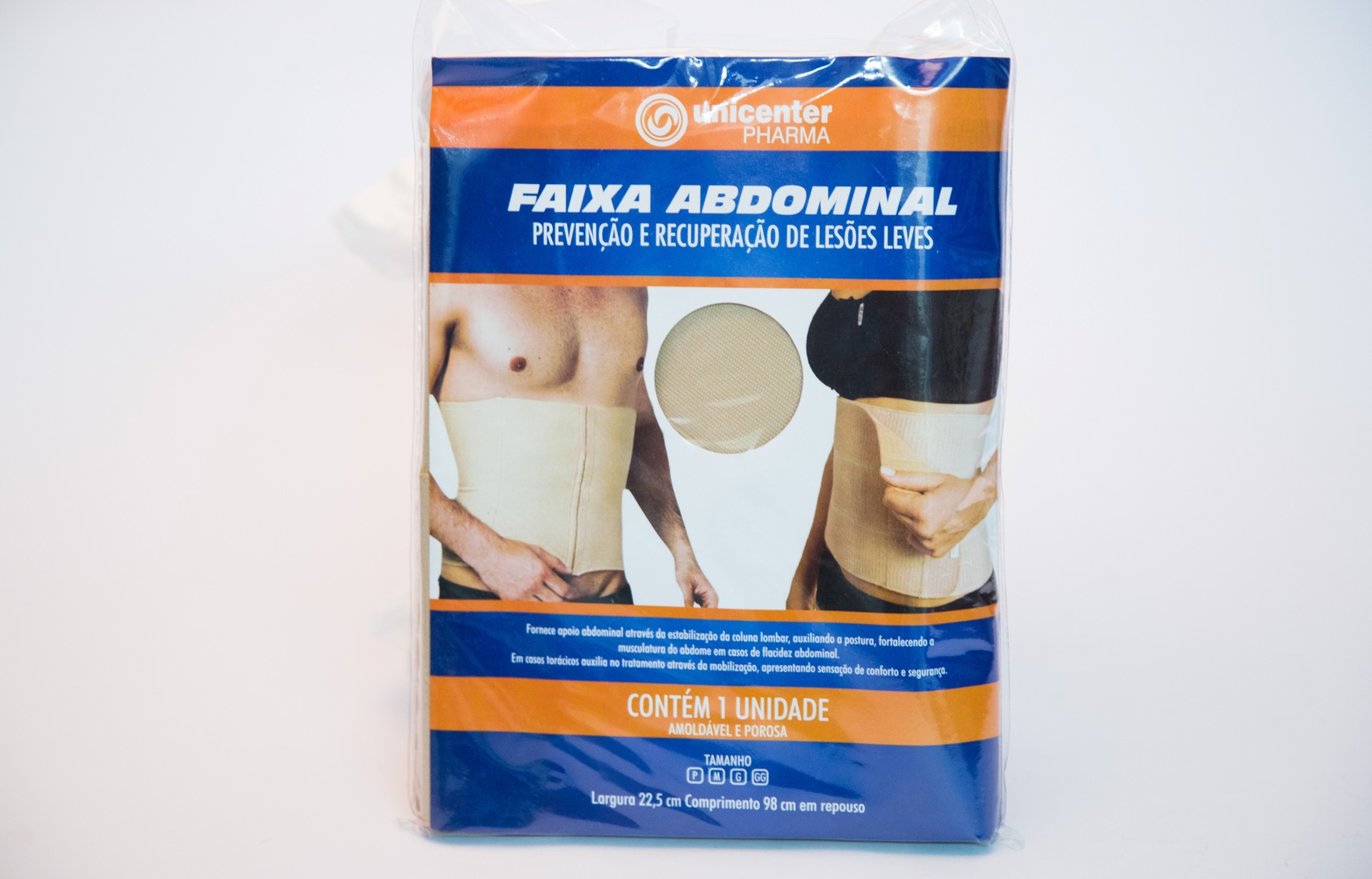 Confeccionada com um material elástico e maleaével. Está faixa abdominal possui fechamento em velcro para opçoes de regulagem de diferentes compressoes, facilitando seu uso e comprimindo a regiao do abdomen conforme a sua necessidade.